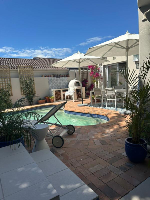 3 Bedroom Property for Sale in Hout Bay Western Cape